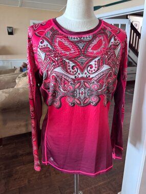 Athleta Running, Yoga, shirt. Size L. Red Background with red, gray and  pattern